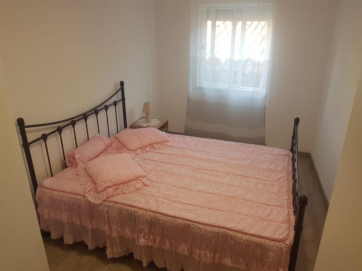 Villa Casa dos Avós e Netos Fundão Exterior foto